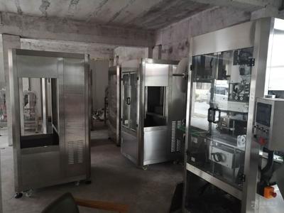 鎮(zhèn)江老醋瓶口套標(biāo)機(jī)、貼標(biāo)機(jī)與分卡機(jī) 提升自動化包裝效率的關(guān)鍵設(shè)備